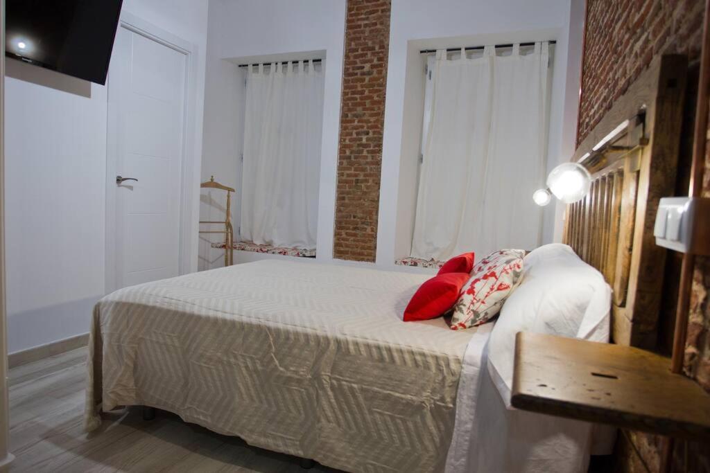 Redondilla Apartment มาดริด ภายนอก รูปภาพ