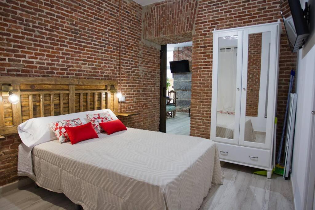 Redondilla Apartment มาดริด ภายนอก รูปภาพ