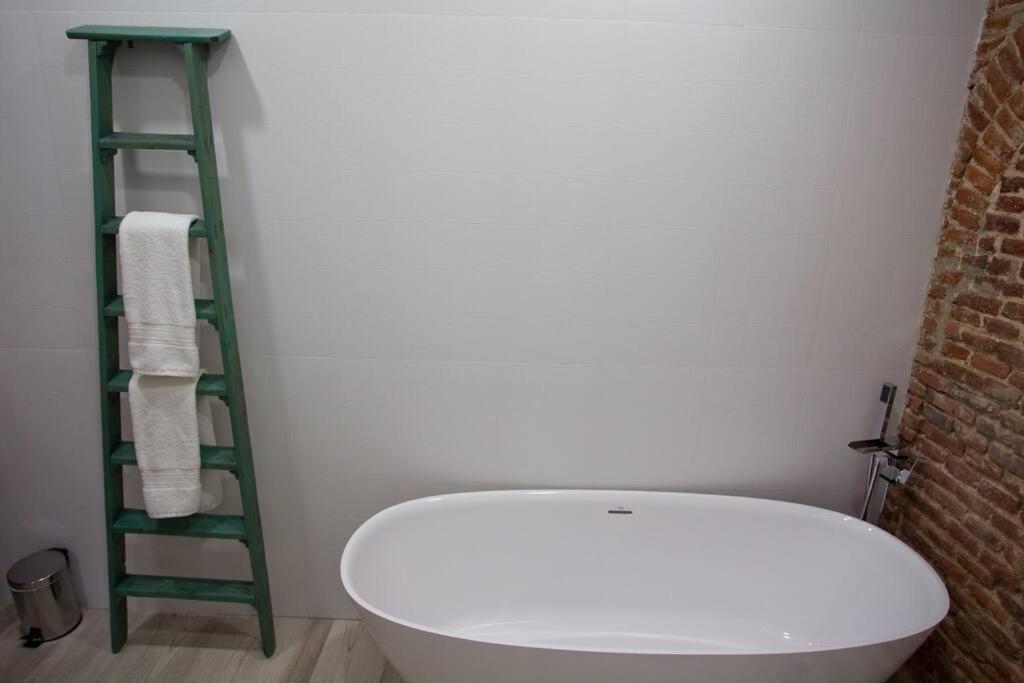 Redondilla Apartment มาดริด ภายนอก รูปภาพ